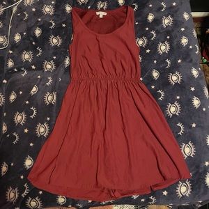Maroon lightweight above the knee dress